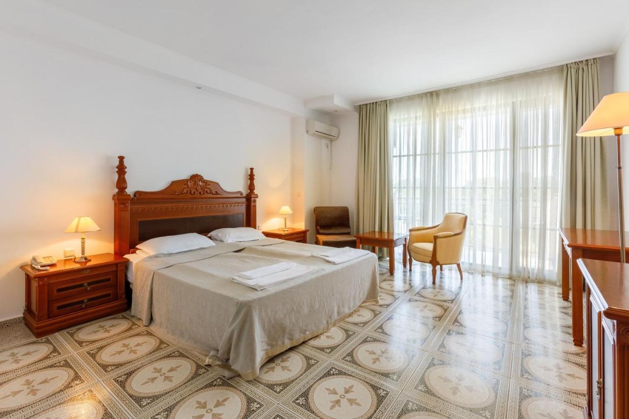 Vita Rama Holistic Hotel And Retreats - Vegan Full Board Obsor Exterior foto